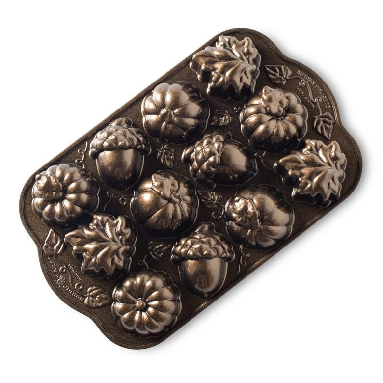 Nordic Ware Forma na pečenie plát s 12 formičkami Jesenné motívy, bronzová, 0,47 l 92048