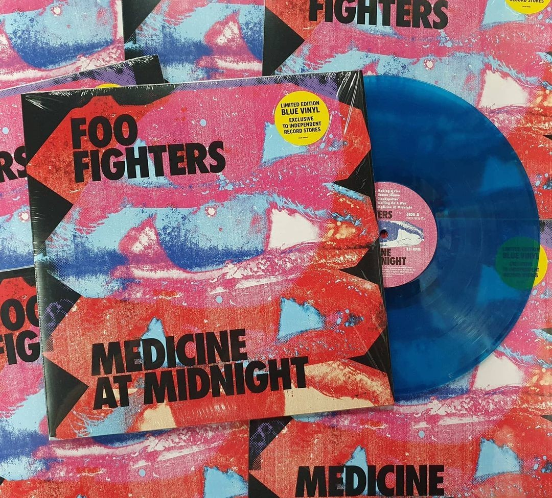 Medicine At Midnight (Blue vinyl)