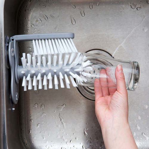 Sink brush with suction cup