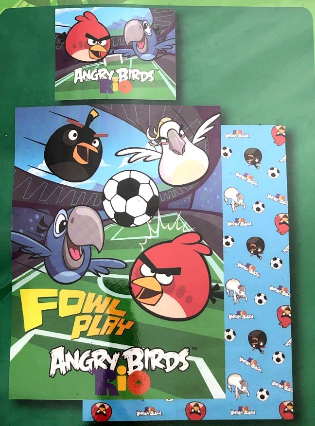 32 Angry Birds Rio