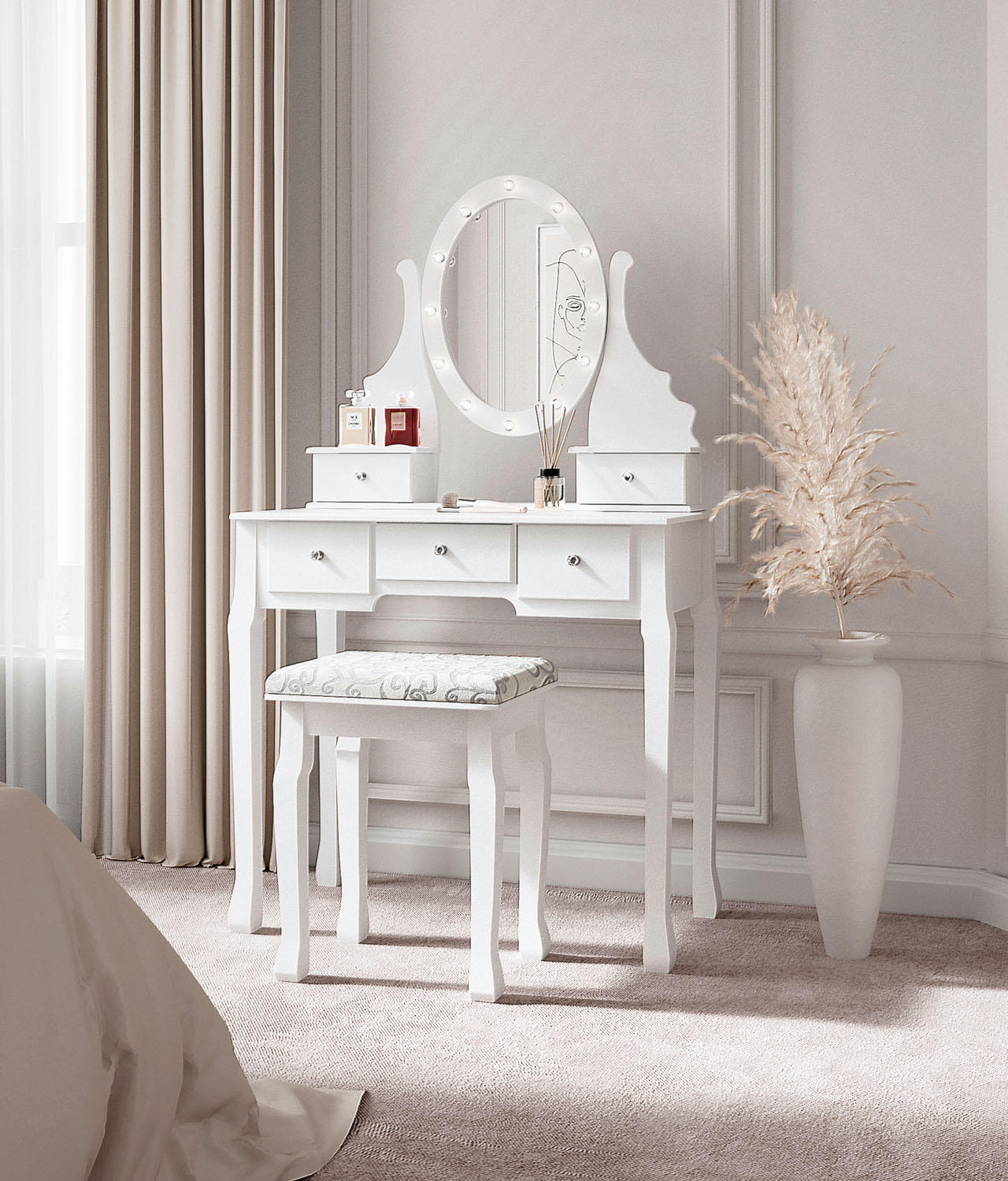 CARME Beverley Dior Toaletný Stolík s LED zrkadlovými svetlami a miestom na úložbu kozmetiky a stoličkou pre spálňu