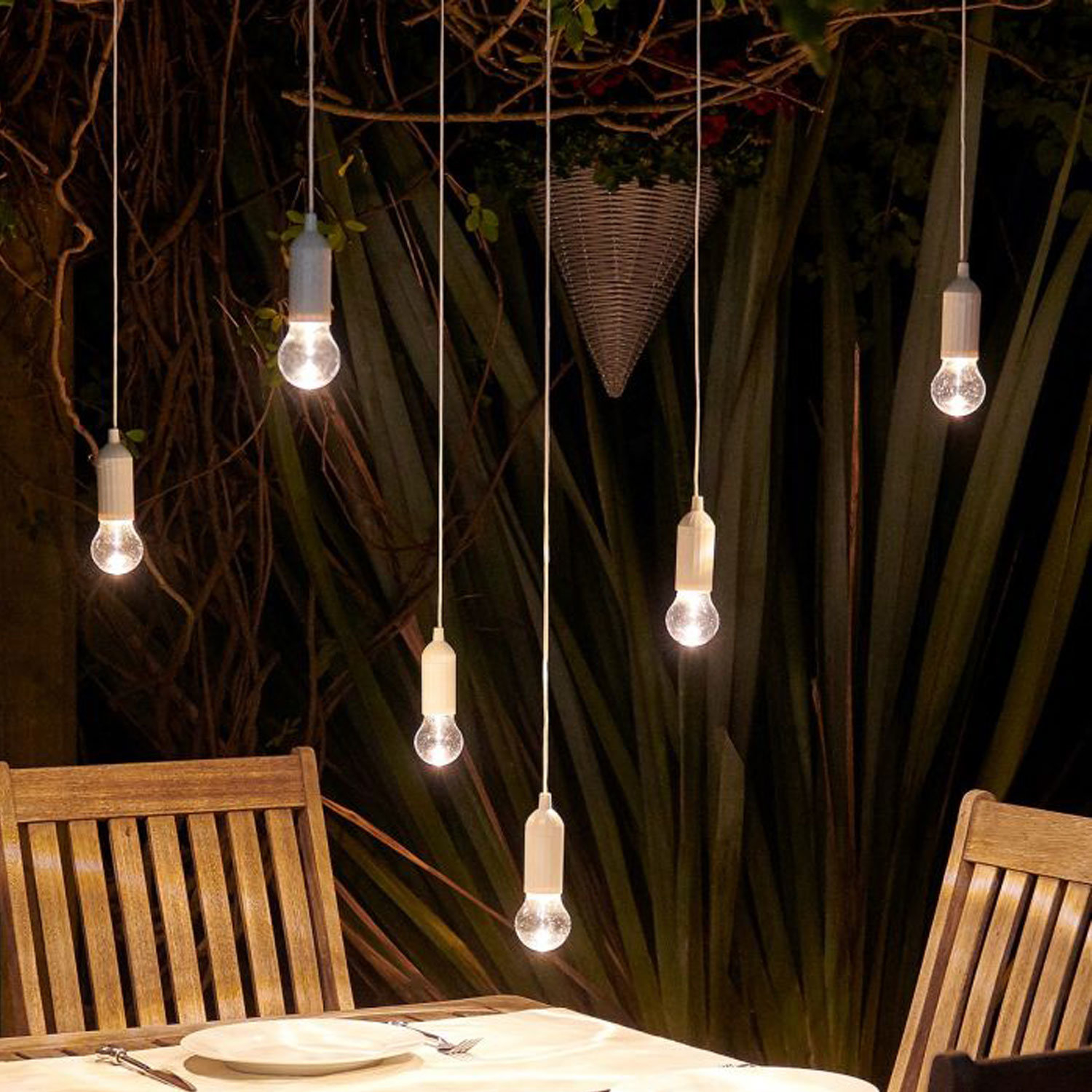 Auraglow Bílý venkovní LED světla se šňůrou - 6 kusů