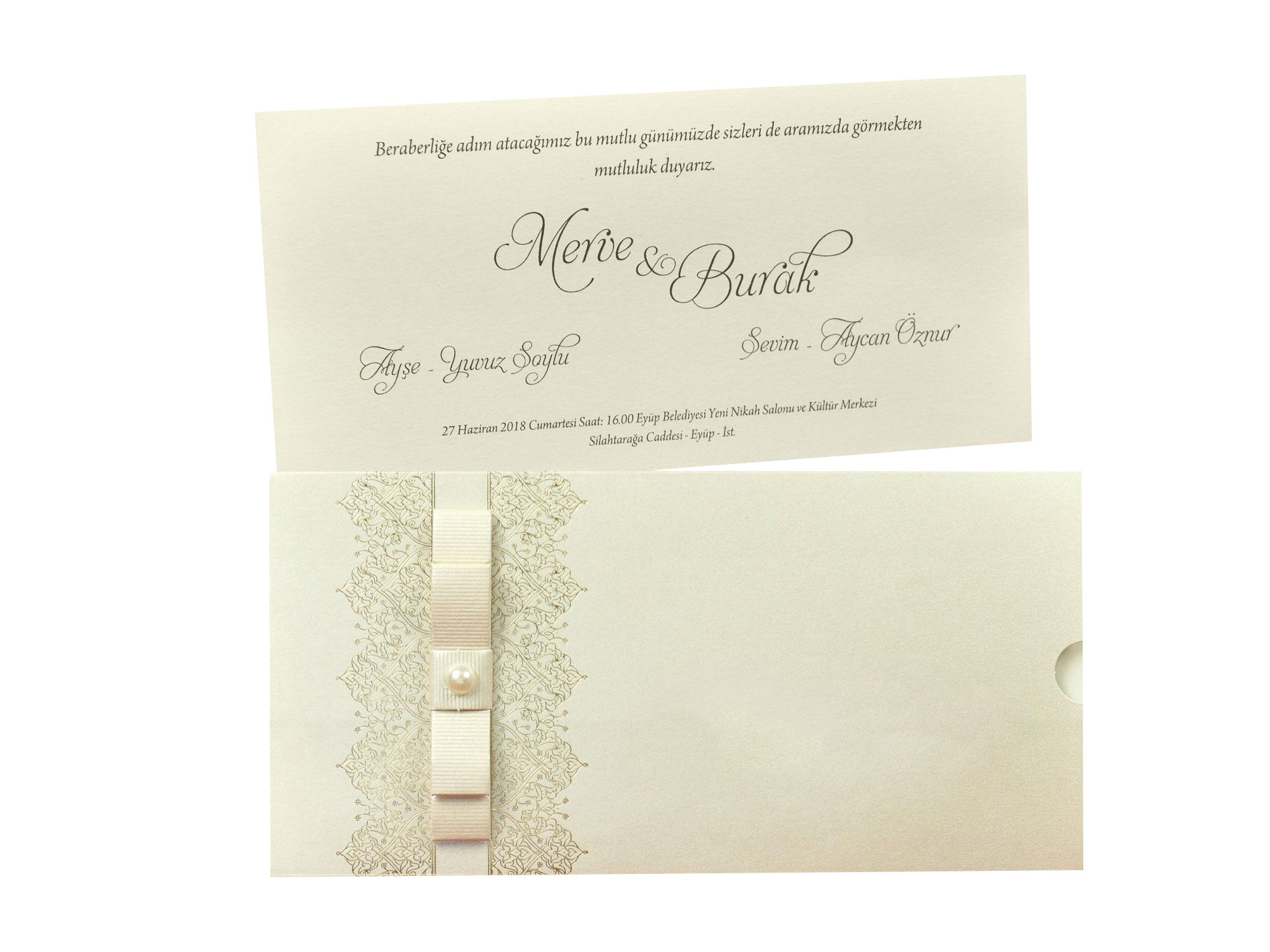 Klassiek witte trouwkaart met crème kaarthouder