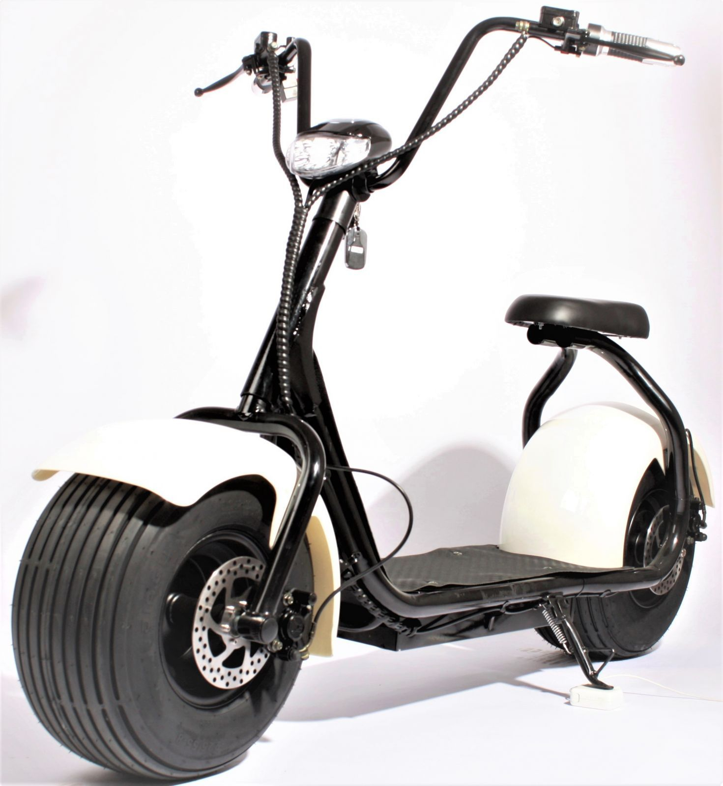 RCskladem ECO HIGHWAY Scooter 1000W ARTR 1:1 A290white white