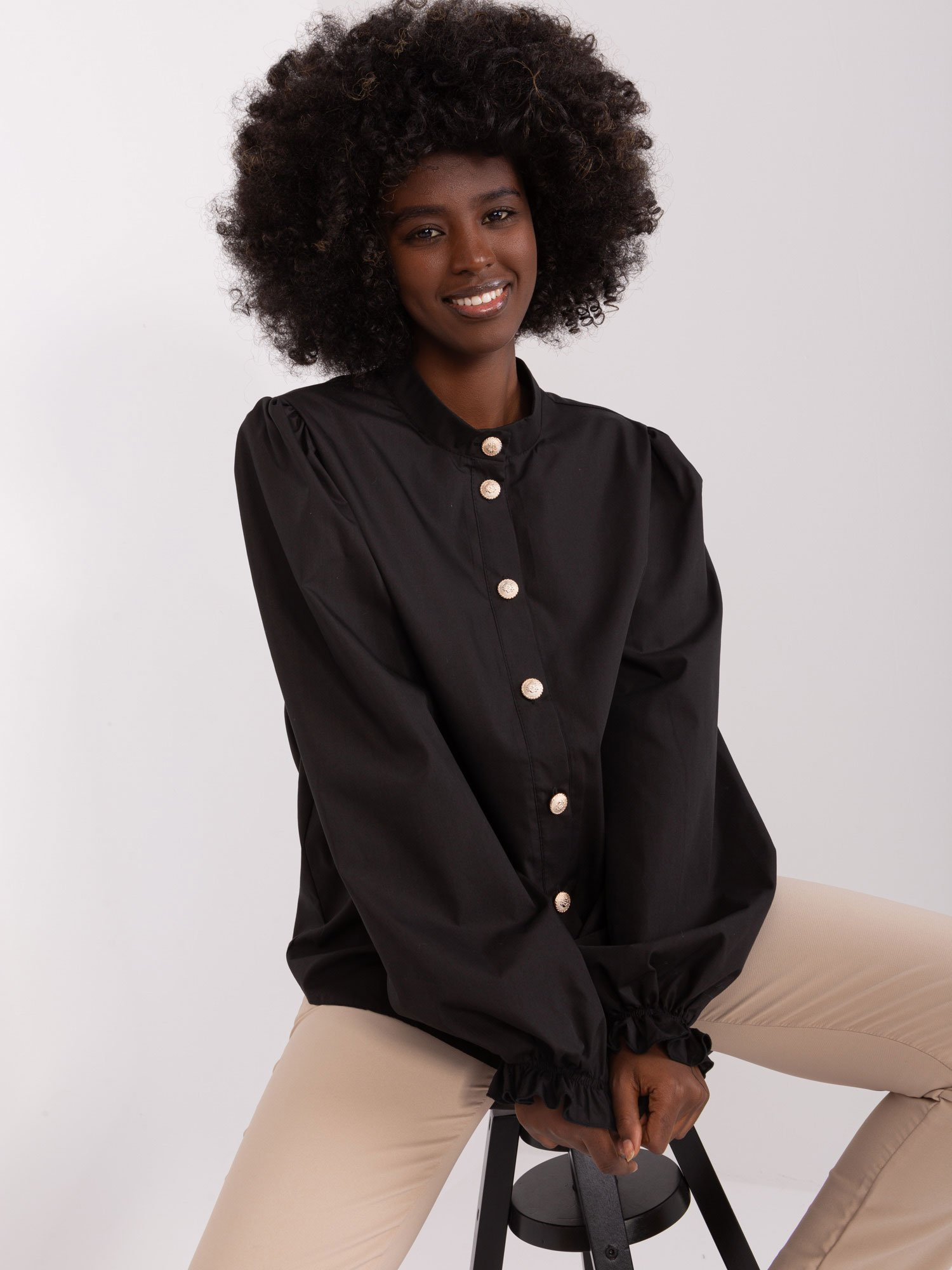 Classic black shirt with puff sleeves